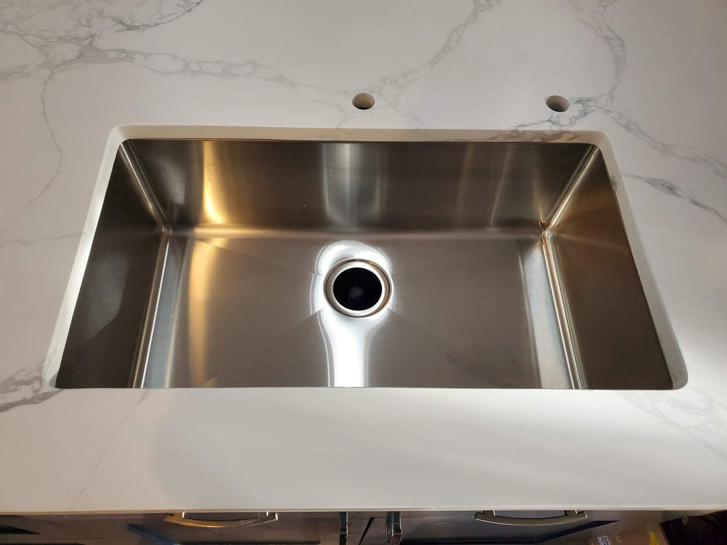 Stainless steel under mount sink
