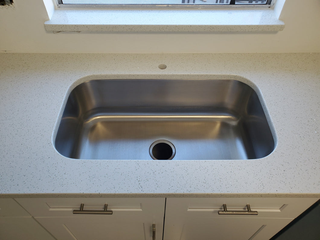 Stailess steel under mount sink